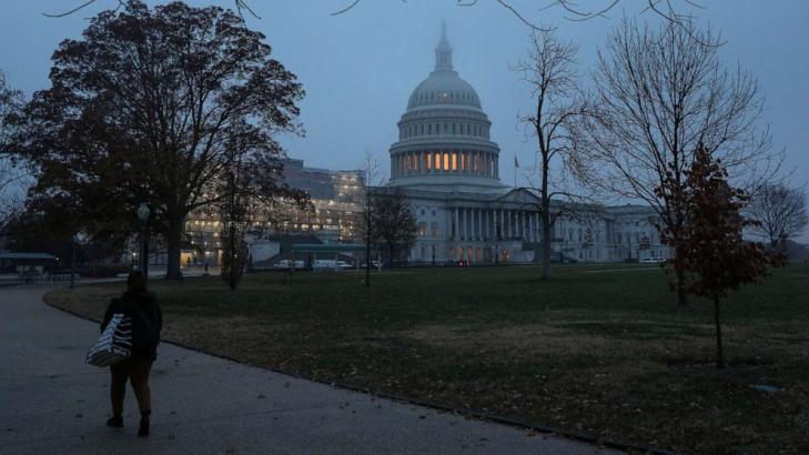 House passes funding bills to avert government shutdown