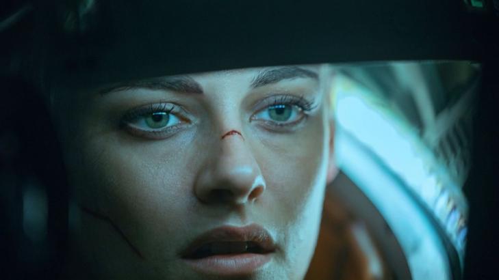 Review: Kristen Stewart can't save 'Underwater' from sinking