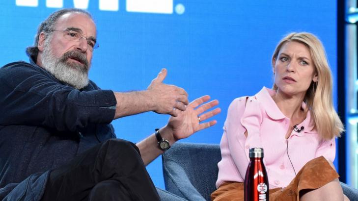 'Homeland' star Patinkin lauds real-life spies, slams Trump