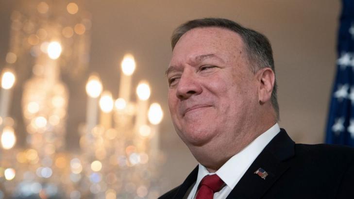 Trump backs Pompeo against NPR, criticizes CNN and Fox News