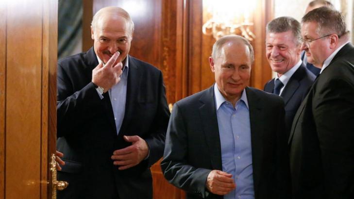 Presidents of Russia, Belarus discuss oil price dispute