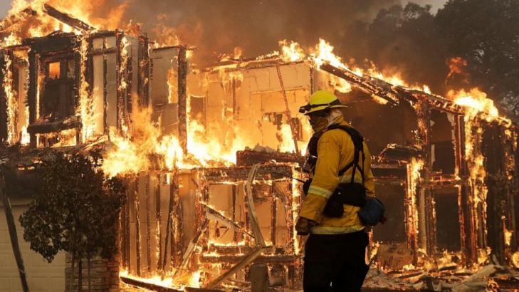 Regulators boost PG&E's wildfire fine to $2.1 billion
