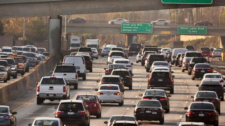 New Trump mileage standards to gut Obama climate effort