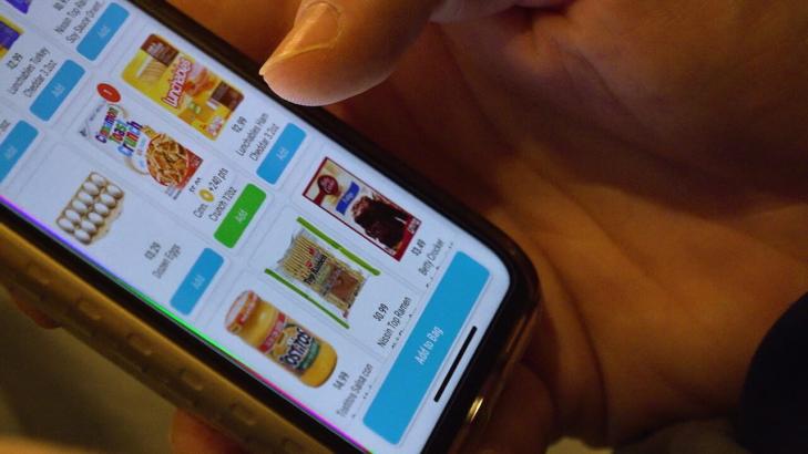 More shoppers turning to apps for groceries amid coronavirus pandemic