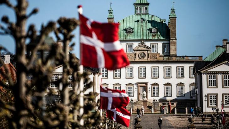 Amid lockdown, Danes find way to celebrate queen's birthday