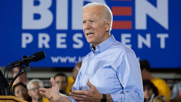 At women’s event, Biden navigates around lingering sexual assault allegation