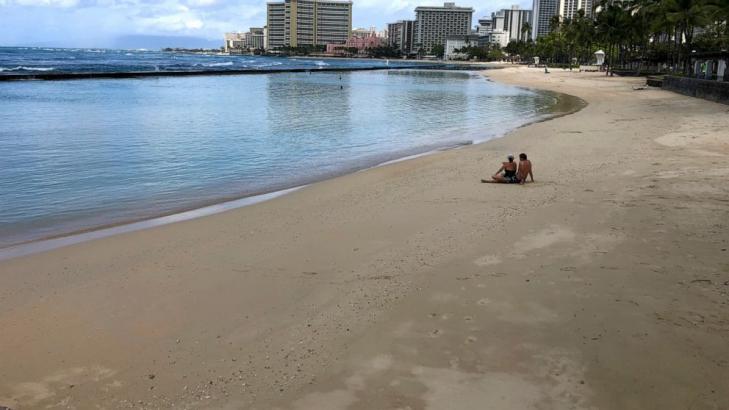 Rogue tourists arrested as Hawaii tries to curb virus spread