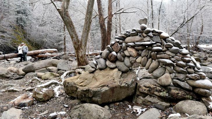 Smoky Mountains National Park to reopen over weekend