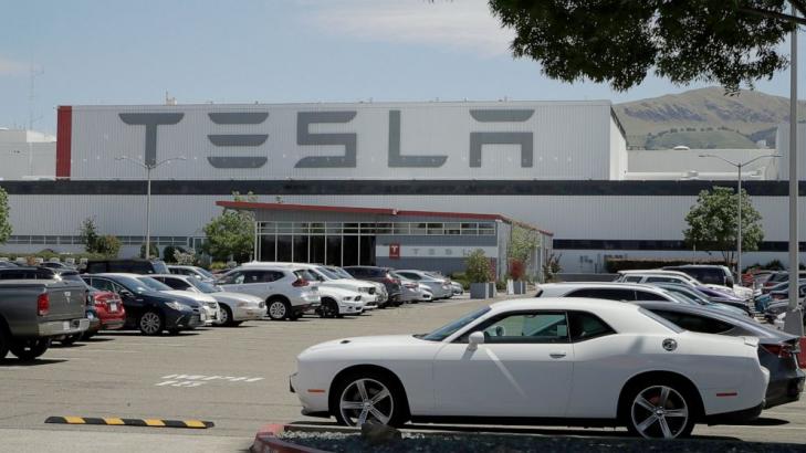 Tesla CEO Musk restarts California factory amid lockdown