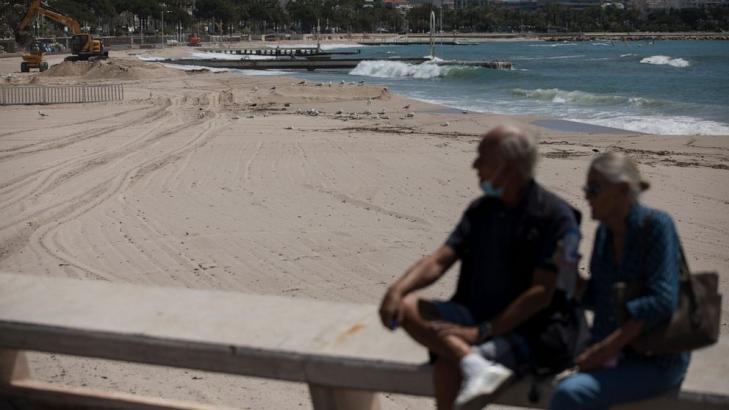 Cannes is empty, the day the film festival should have begun