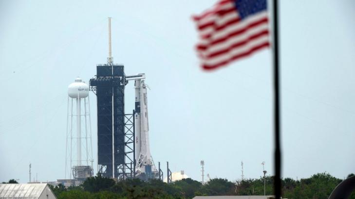 Stormy weather puts damper on SpaceX's 1st astronaut launch