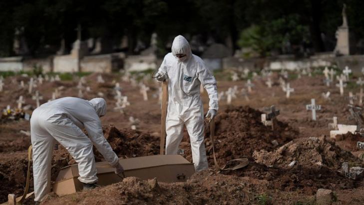 Brazil govt yanks virus death toll as data befuddles experts