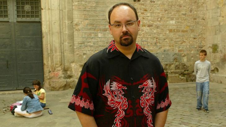 'Shadow of the Wind' author Carlos Ruiz Zafón dead at 55