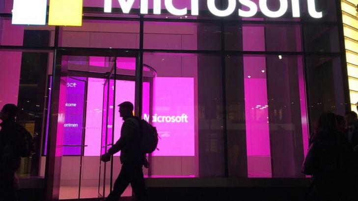 Russian hackers targeting U.S. campaigns, Microsoft says