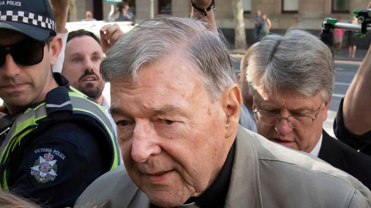 Report: Cardinal Pell returning to Vatican in crisis