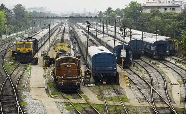 Alstom's Electric Locomotives Approved To Run Freight Trains At 120 kmph