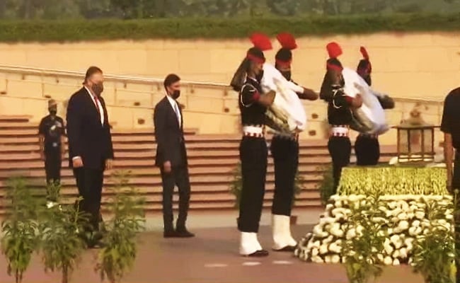 Mike Pompeo Pays Tribute At National War Memorial In Delhi