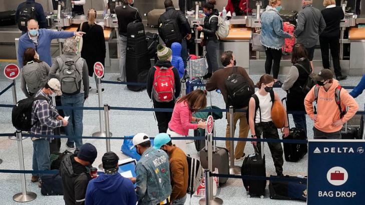 Thanksgiving travelers try to reach destinations, miss virus