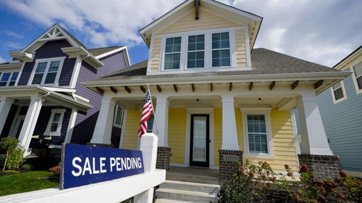 Fewer Americans sign contracts to buy homes in October