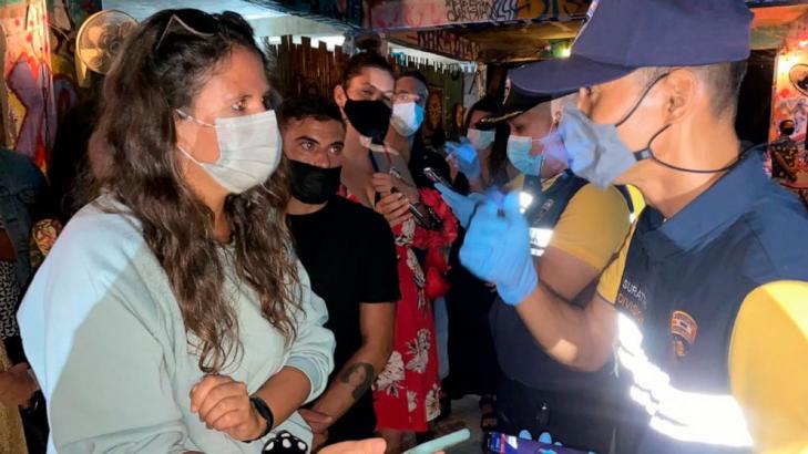 89 foreigners arrested at Thai bar flouting COVID-19 rules