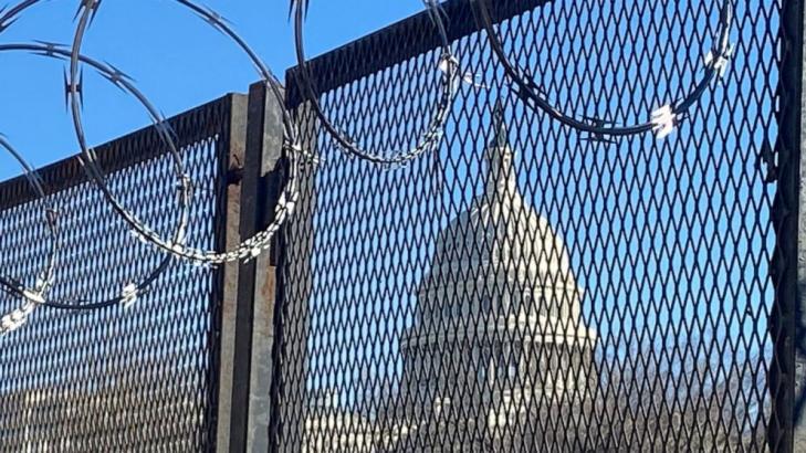 Police suggest keeping Capitol fence for months: Source
