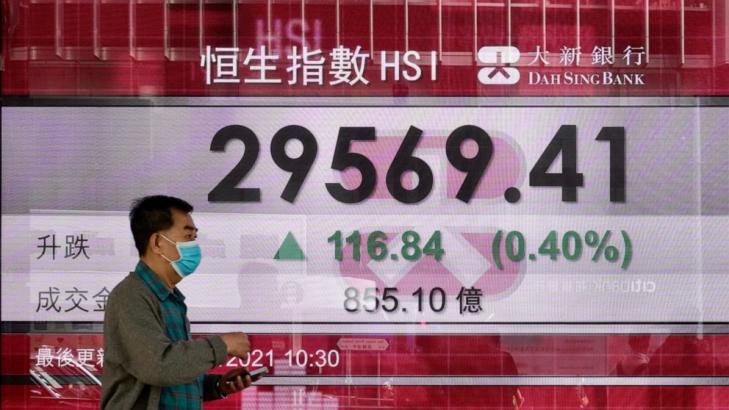 Asian stocks sink after Wall St rises