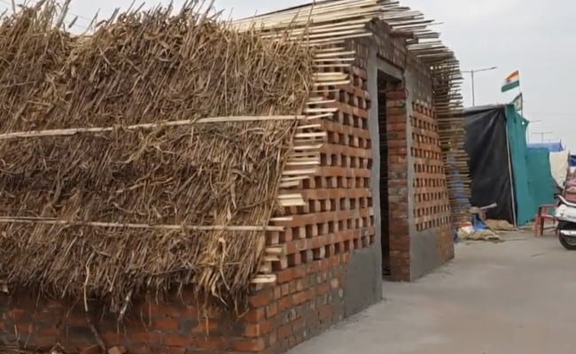 Eyeing Long-Haul, Farmers Build Brick Homes By Highway At Delhi Border