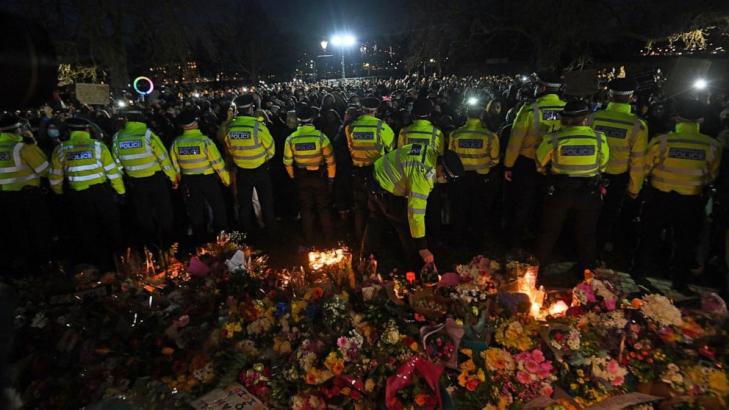 London police under pressure over clashes at women's protest