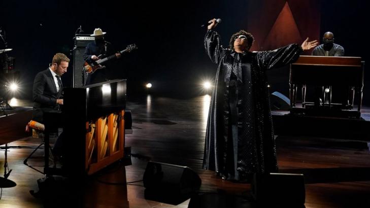 PHOTOS: See music's return to the big stage at the Grammys
