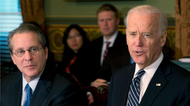 Biden to name Sperling to oversee COVID-19 relief package