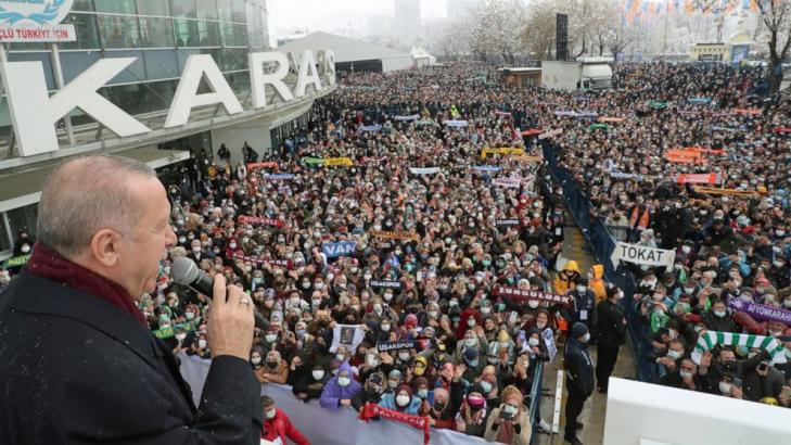 Erdogan under fire for packed congress despite virus surge