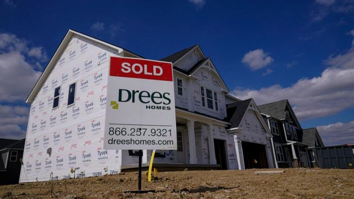 Mortgage rates dip for first time since January