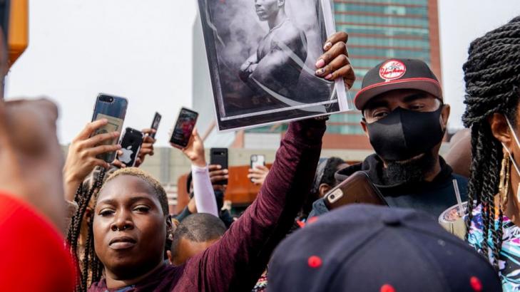 DMX immortalized by family and close friends at memorial