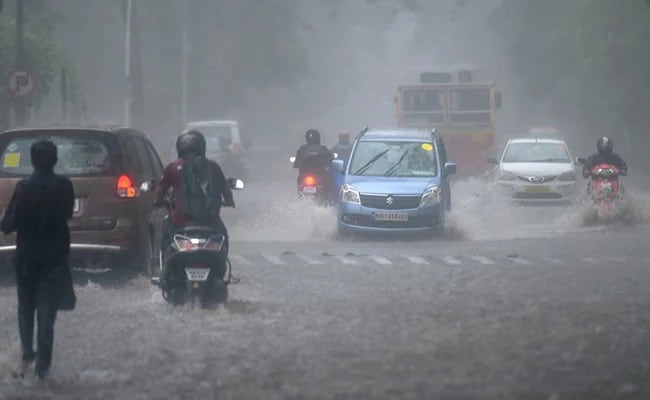 Cyclone Tauktae Hits Power For Over 18 Lakh In 2 Maharashtra Districts