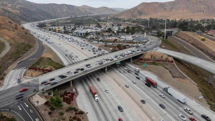 Suspect under arrest for allegedly shooting BB gun at car on freeway