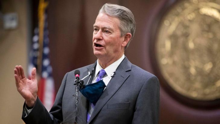 Idaho governor nixes lieutenant governor's mask-mandate ban
