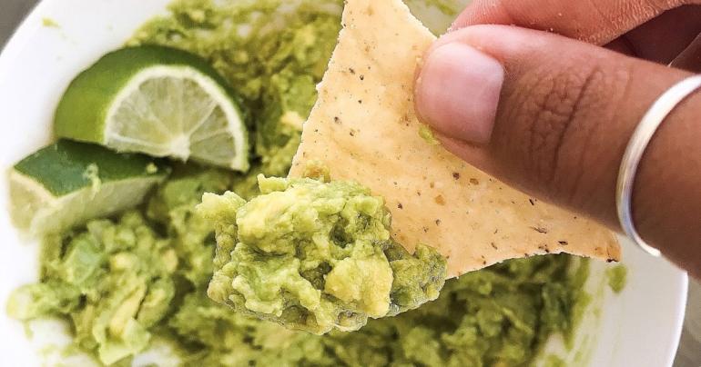 This Copycat Recipe For Chipotle Guacamole Might Be Better Than the Original (and It's Cheaper)