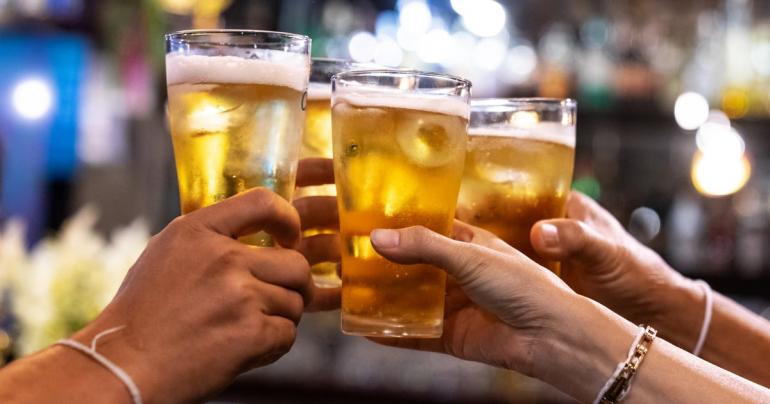 PSA: You Can Get a Free Beer If America Reaches President Biden's July 4 Vaccination Goal