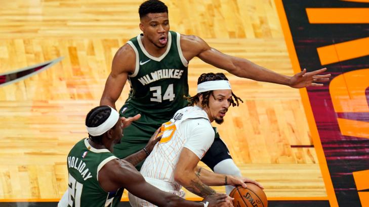 Bucks teammates Antetokounmpo, Holiday headline NBA’s All-Defensive team