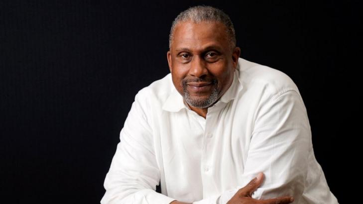 No apology: Tavis Smiley makes comeback bid after PBS firing