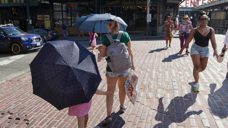 Northwest US braces for hottest day of intense heat wave