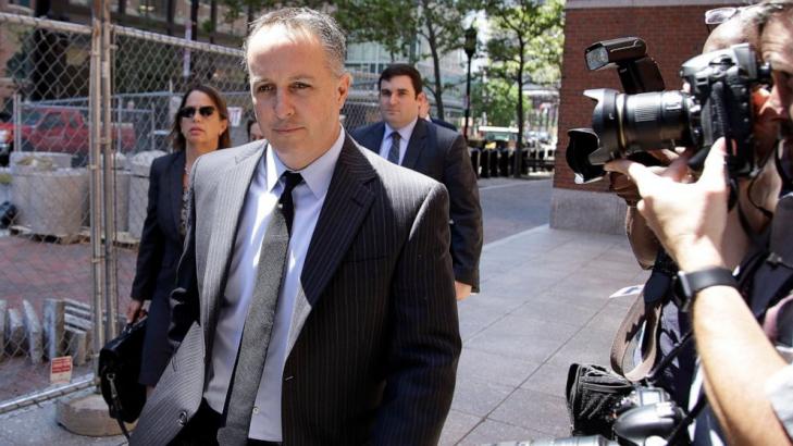 Pharmacy exec resentenced to 14 years in meningitis outbreak