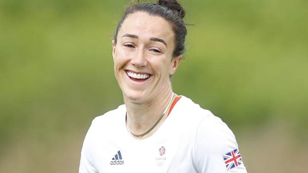 Lucy Bronze: 'I won't retire until I win at international level'