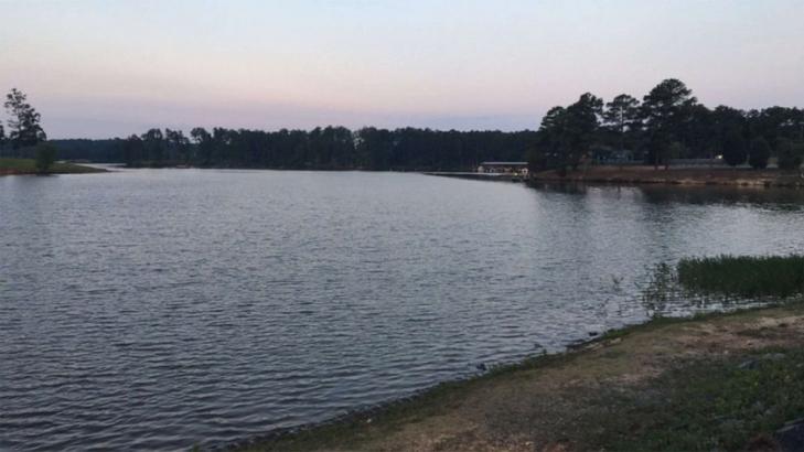 1 dead, 6 injured after boats collide on Georgia lake