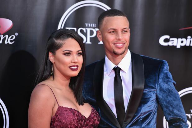 Ayesha And Stephen Curry Celebrated Their 10-Year Wedding Anniversary In A Heartwarming Way