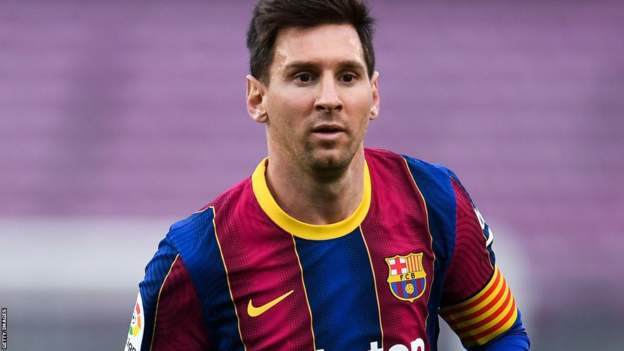 Lionel Messi: Paris St-Germain in talks with Argentine after leaving Barcelona