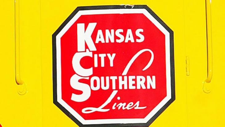 Railroad bidding war back on; Canadian Pac ups bid for KSU