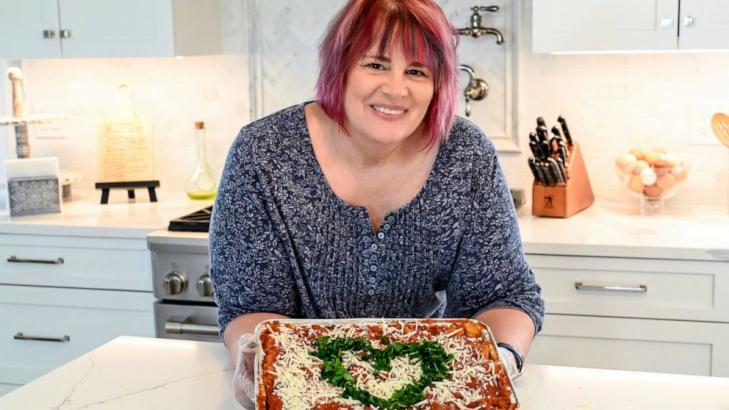 Comfort food: Nonprofit gives Americans 100K free lasagnas