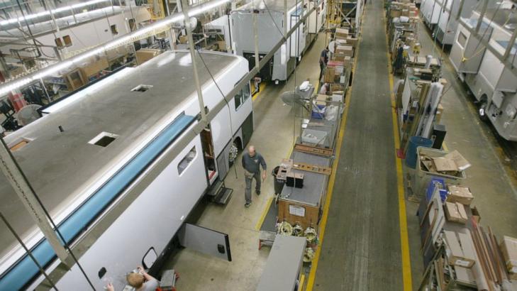 Winnebago moves headquarters from Iowa to Minnesota