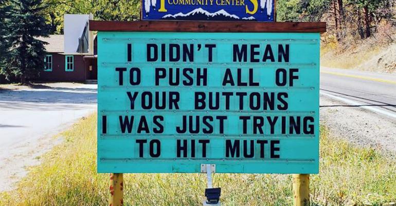 Hilarious signs that might make you pull over from laughter (35 Photos)